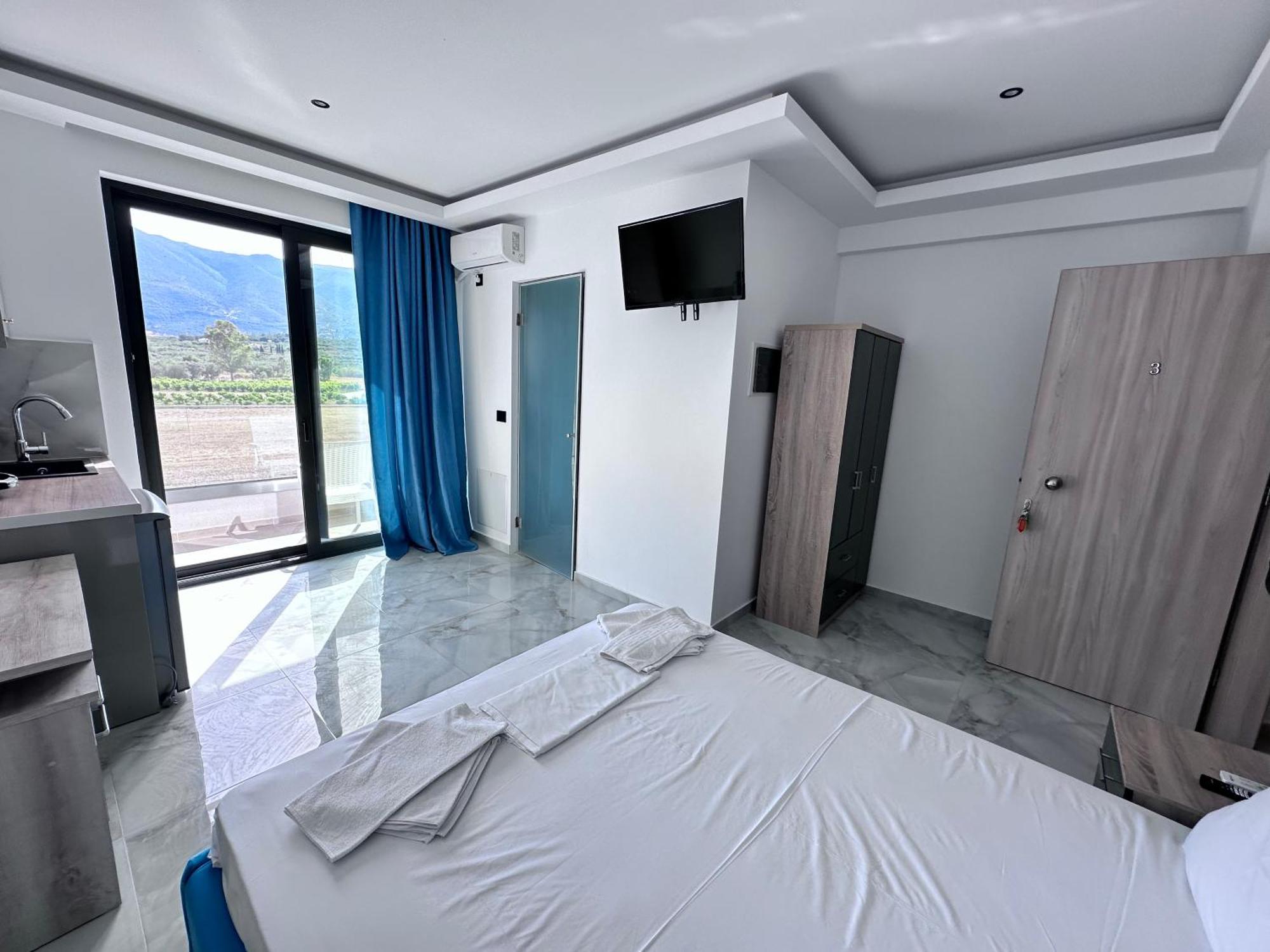 Central Studios Apartments Alykanas  Extérieur photo