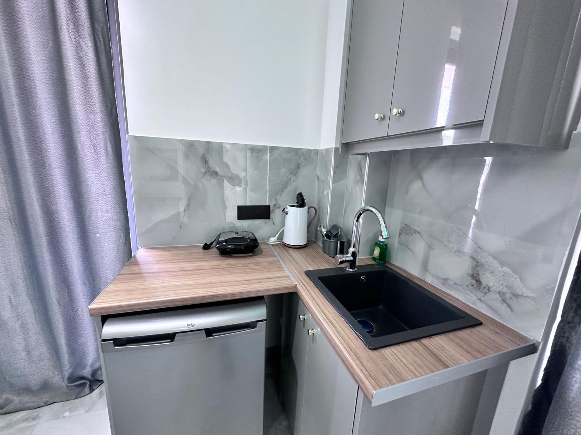 Central Studios Apartments Alykanas  Extérieur photo