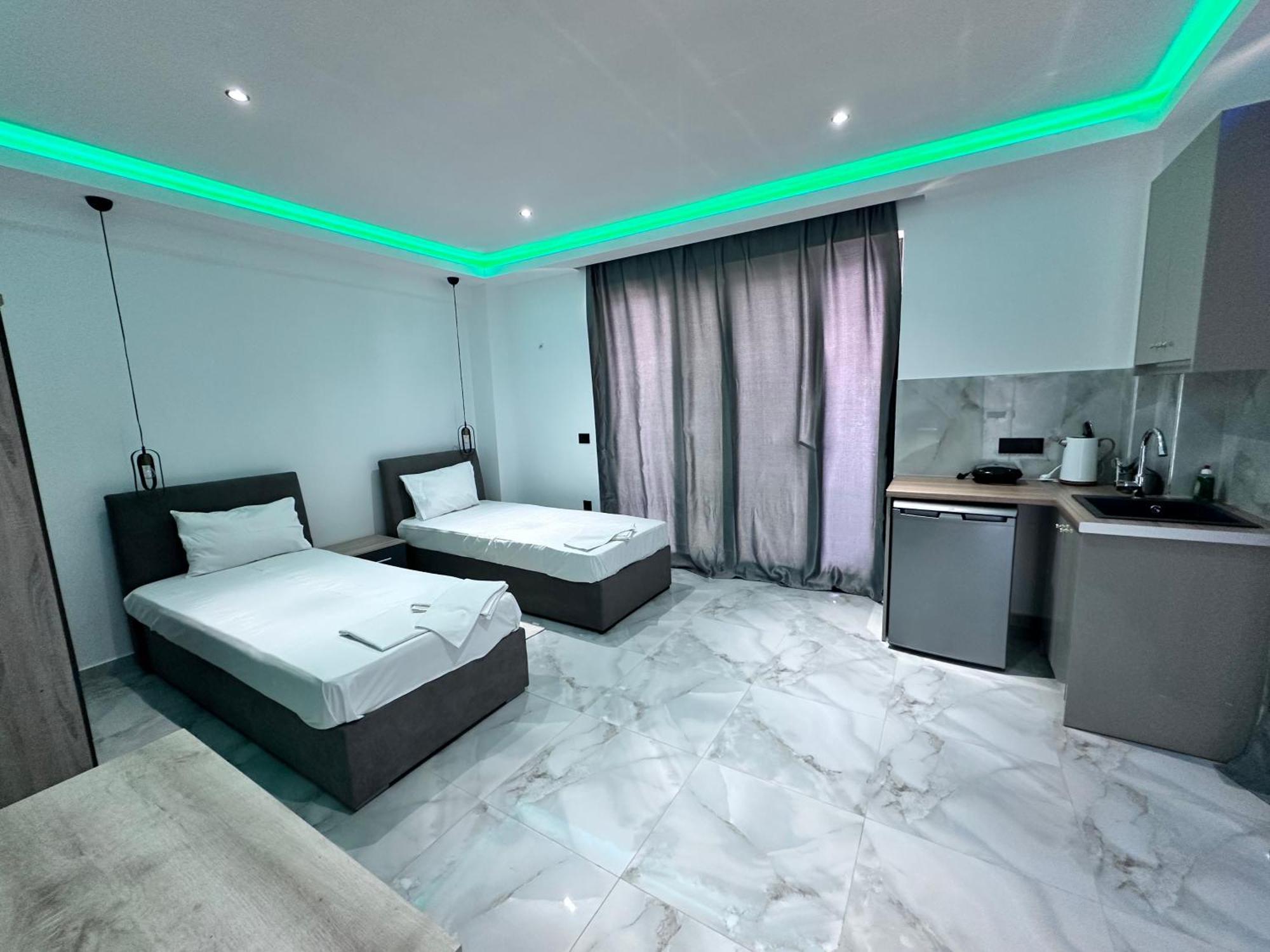 Central Studios Apartments Alykanas  Extérieur photo