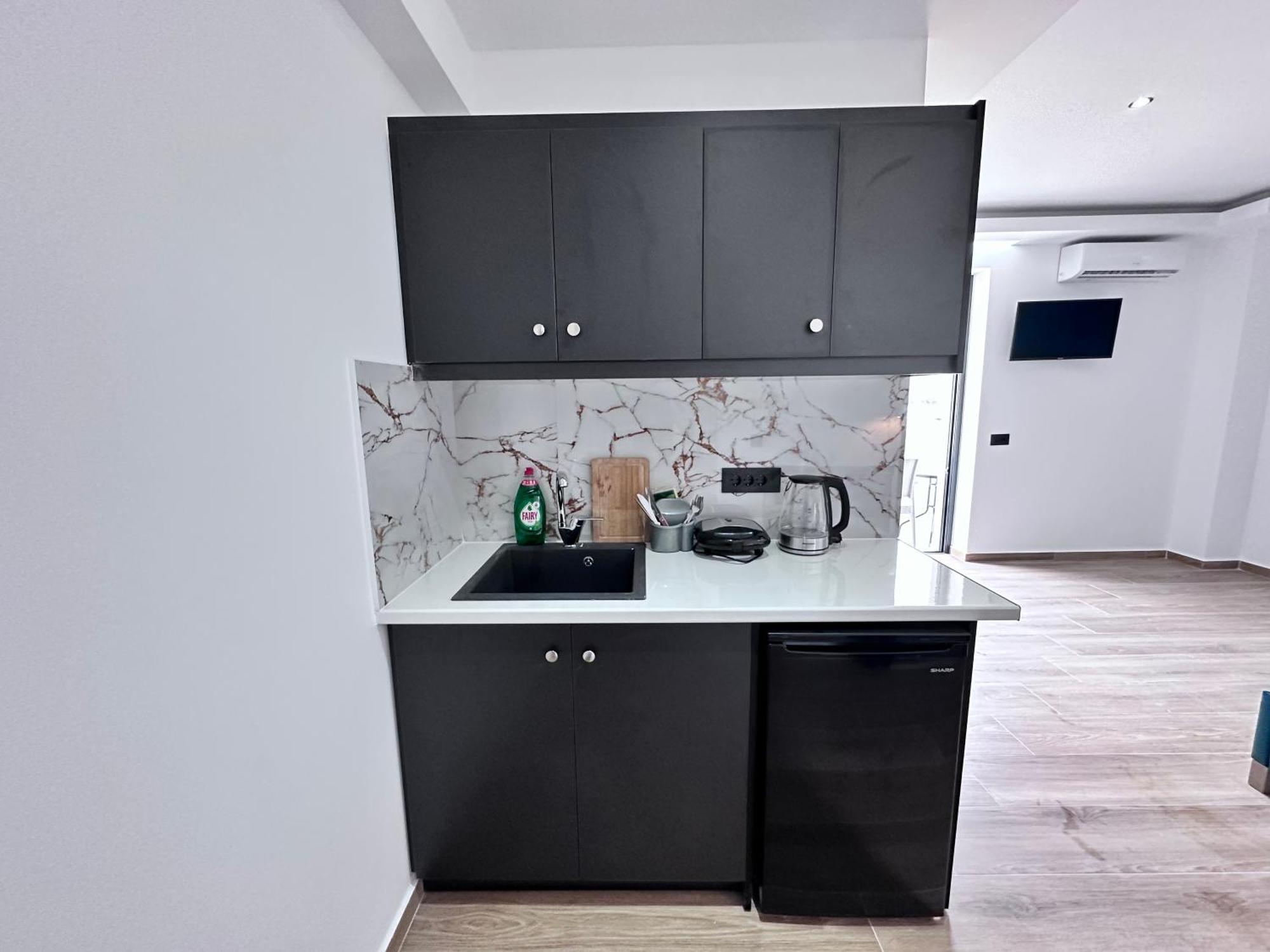 Central Studios Apartments Alykanas  Extérieur photo